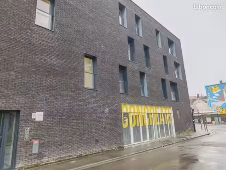 local commercial 153 m²