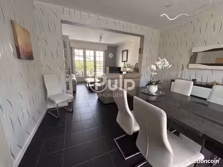 maison 6 pièces 125 m²