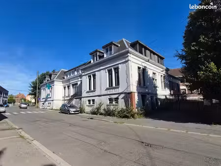 immeuble 800 m² auchel