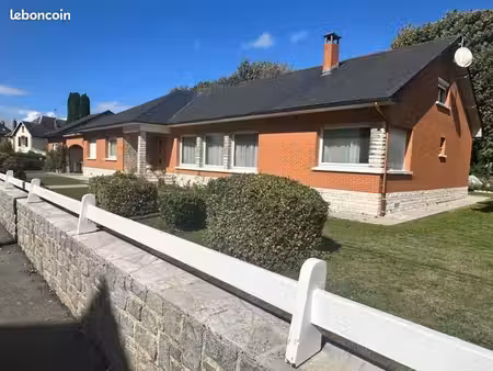 maison 9 pièces 229 m²