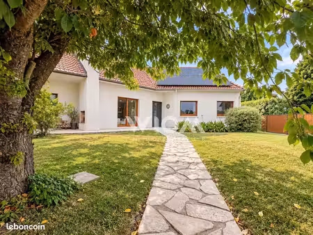 maison 6 pièces 178 m²