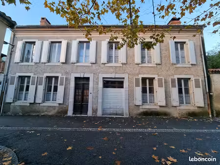 maison 8 pièces 355 m²