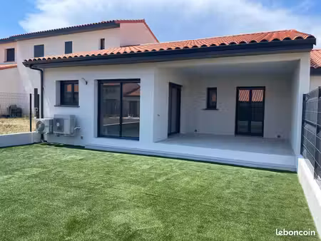 villa 4 pièces 95 m²