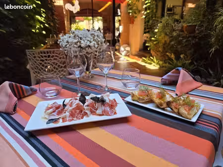 restaurant