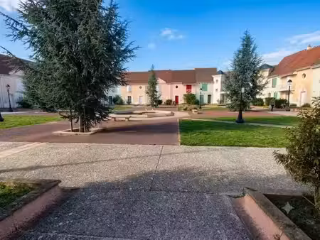 location appartement 2 pièces 51.22 m² à le coudray-montceaux (91830)  741 €