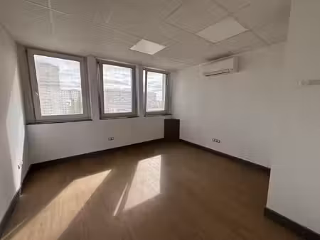 bureau professionnel 20 m2 avenue de paris orléans