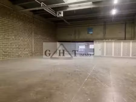 location entrepôt gennevilliers 92230 547m²