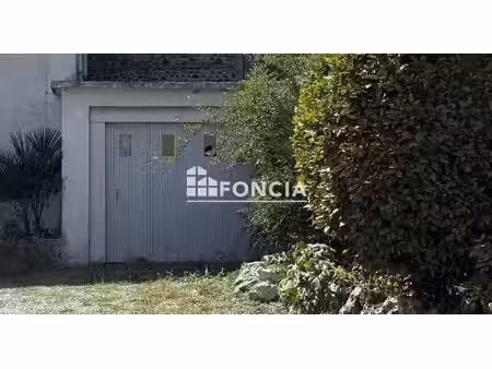 garage à pau – 27 80 m²