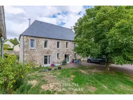 maison en pierre rénovée avec dépendance
