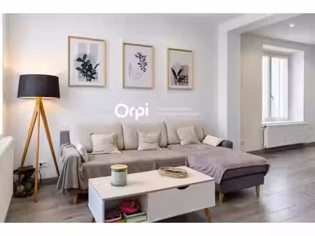 maison semi-individuelle avec 4 chambres et jardin