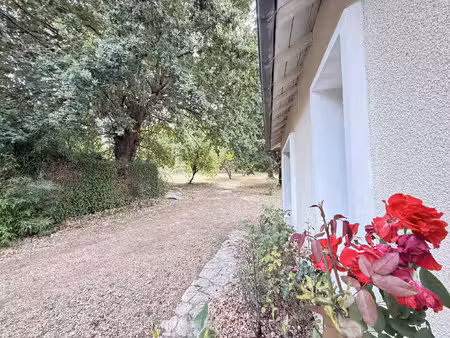 léré - une maison à moderniser  un environnement à préserver