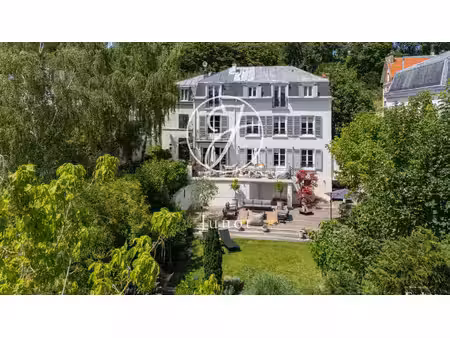 ville-d'avray - parc de saint-cloud - propriété de 260 m² - terrain de 820 m²