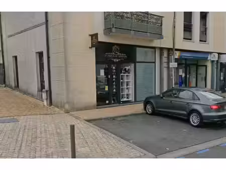 location commerce 34m²