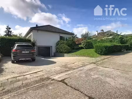 bungalow avec garage et jardin