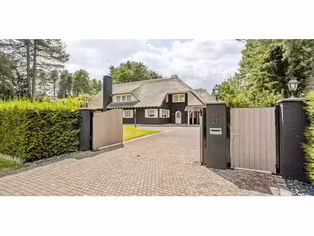 villa à vendre à neerpelt pour € 1.295.000 avec 4 chambres à coucher