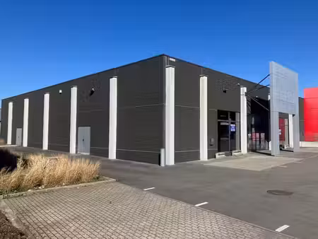 à louer - surface commerciale moderne de 540 m²