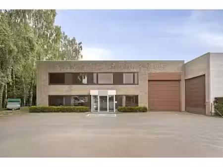 entrepôt avec bureau à vendre à ooigem