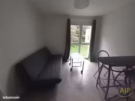 studio 1 pièce 16 m²