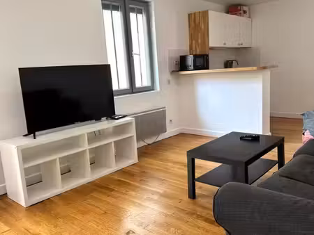 t2 meublé 40m² - rdc sur cour - sannois à 10min de la gare