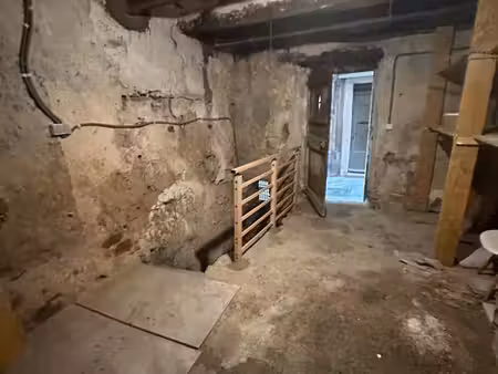 cave à louer