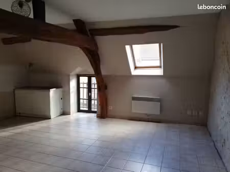 centre meung appartement 2 pièces