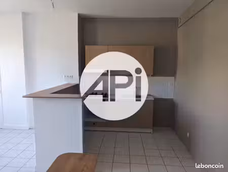 appartement 3 pièces 77 m²
