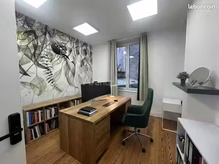 bureaux 120 m²