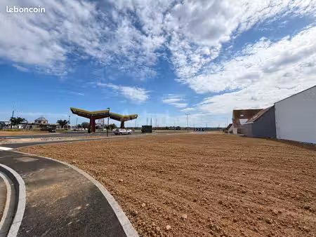local commercial 636 m²