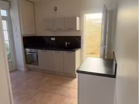 location maison de ville
