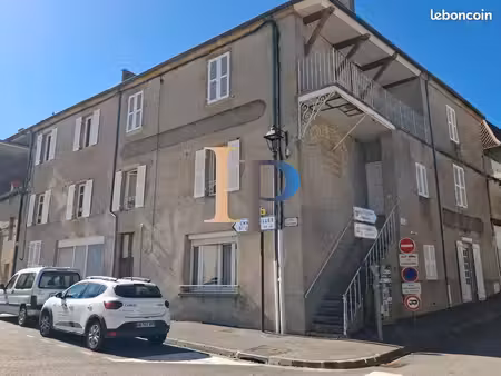 immeuble 18 pièces 418 m²
