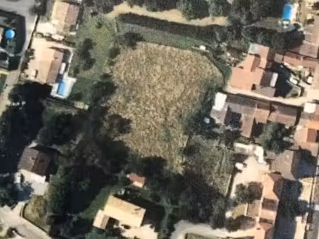 terrain 4427 m² la salle