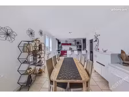 appartement 3 pièces 83 m²