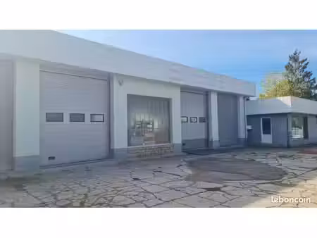 bâtiment industriel