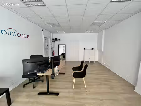 local commercial hypercentre  rue nationale le mans