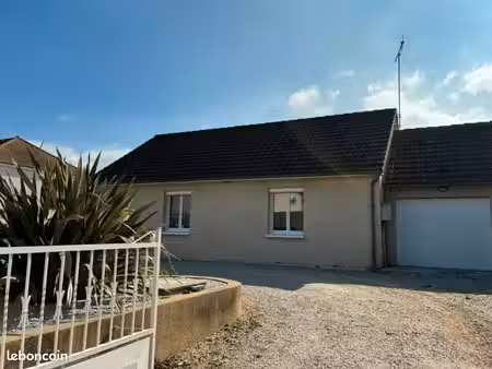 maison 3 pièces de 80 m² avec jardin et garage – saint-ouen-de-mimbré