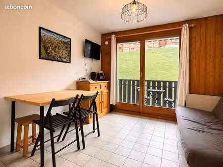 studio 1 pièce 20 m²