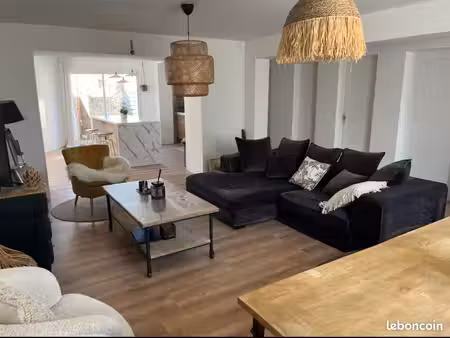 maison familiale 125m2- 4 chambres- double garage et cave- jardin dpe c - le breil sur mér