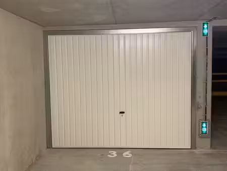 garage (box fermé)