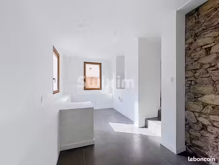 appartement 3 pièces 68 m²