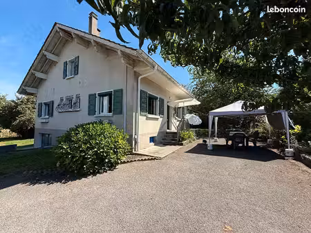 maison 7 pièces 130 m²