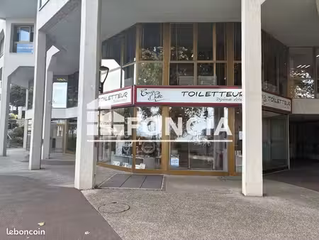 local commercial 65.44m² à louer 1005 - evian les bains 74500