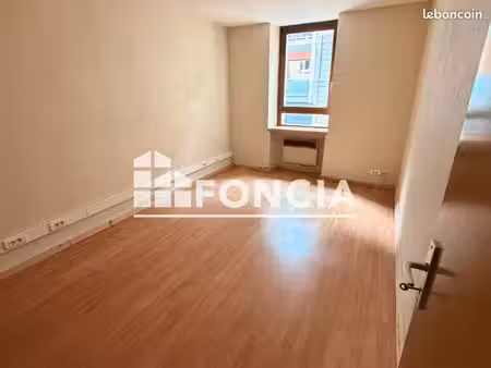 local commercial 3 pièces 55m² à louer 830 - sallanches 74700