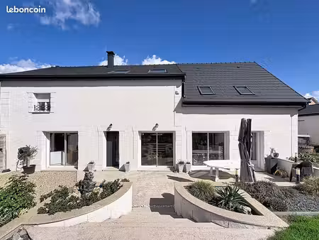 maison 6 pièces 155 m²