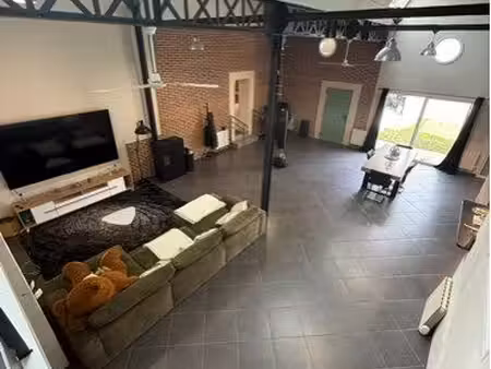 loft atypique 273 m² – 4 chambres – patio sans vis-à-vis – garage 84 m²