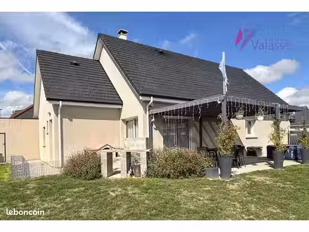 maison 6 pièces 110 m²