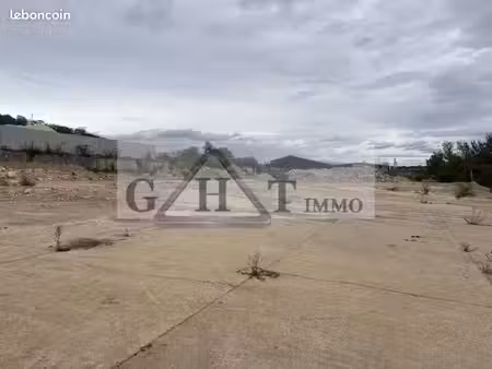terrain 3 000 m² la rochette