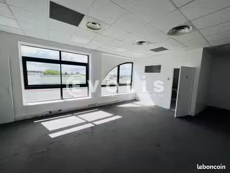 bureaux 59 m²