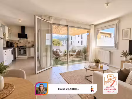 t4 de 76 m2 avec terrasse de 10 m2 et vue belledonne
