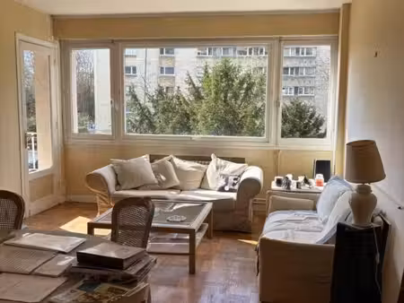 appartement t3  balcon  cave  garage