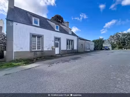 vente maison 5 pièces 139 m² à plounéour-ménez (29410)  155 800 €